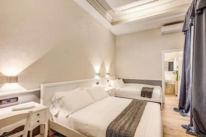 Smart Lux Roma Veneto Hotel